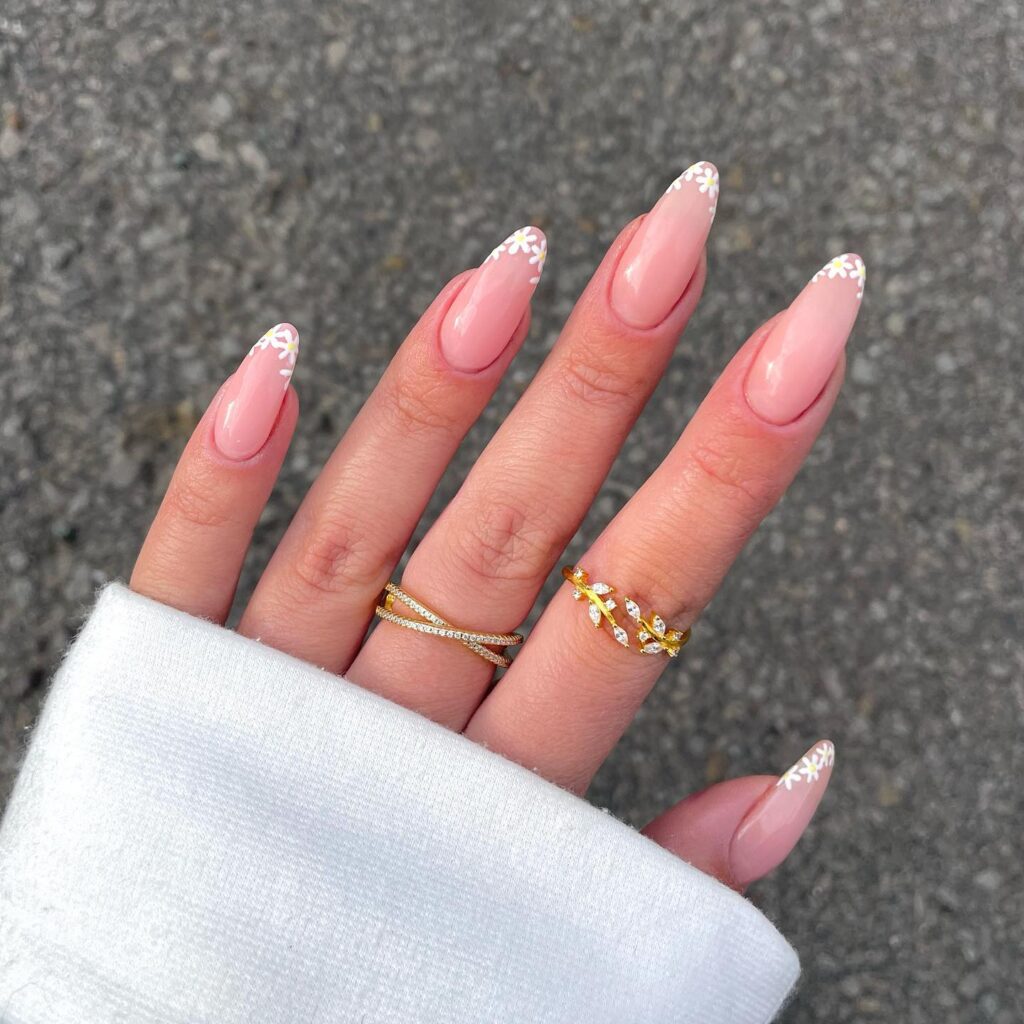 May nails, may nails ideas, may nails 2023, may nails colors, may nails ideas short, may nails ideas acrylic, may nails acrylic, may nails ideas simple, may nail designs, may nail art, floral nails